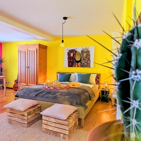 Casa De Pancho - Lateinamerika Direkt In Der City Von Ульцинь Екстер'єр фото